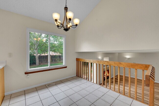 Building Photo - $2,895, 4 bed, 3 bath, located in Westmins...