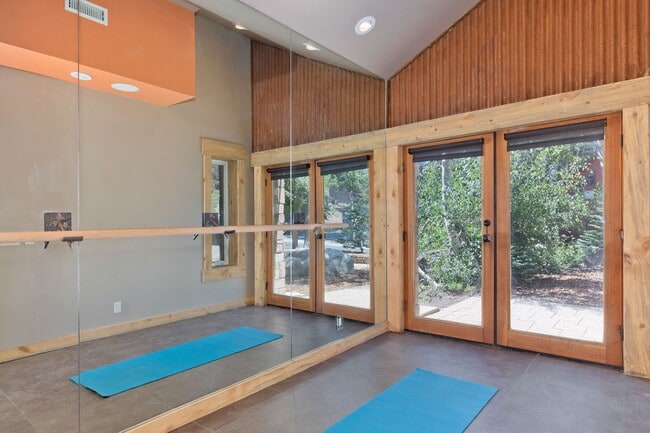 Building Photo - Winter Rental – $18,500/month (6-Month Lease)