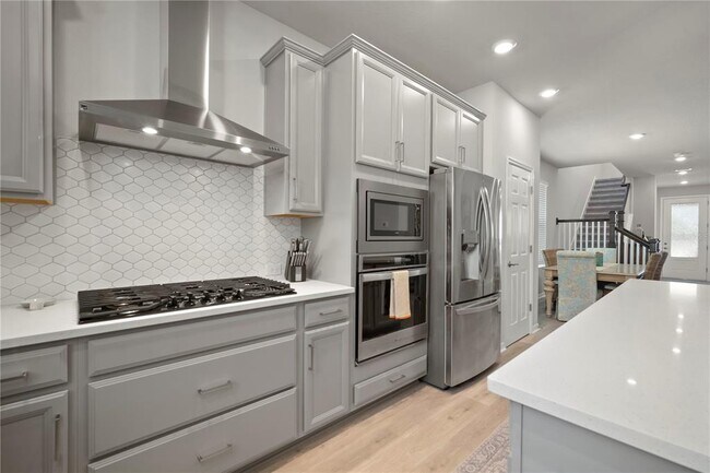 Building Photo - 5636 Silver Sun Dr