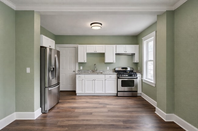 Building Photo - 7265 Senator St