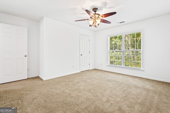 Building Photo - 3062 Eastbrook Terrace