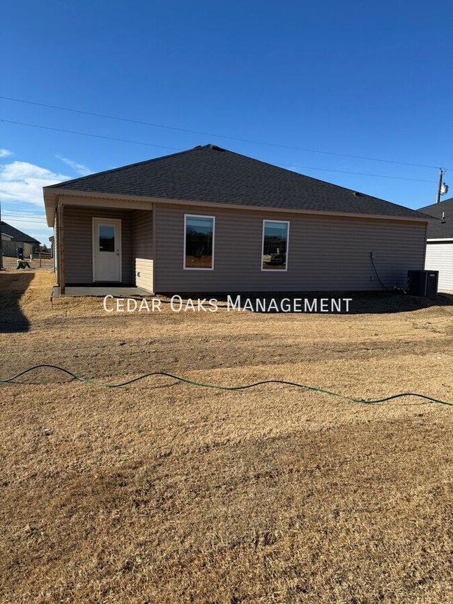 Building Photo - 1516 Ace Ave