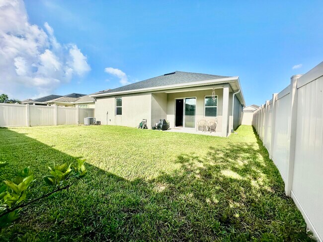 Building Photo - 1256 Potenza Dr
