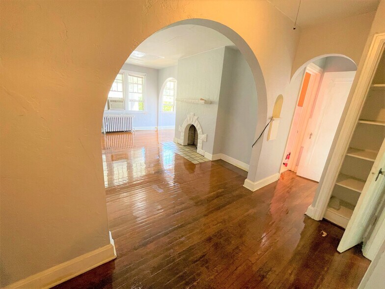 Building Photo - 6532 Wilkins Ave