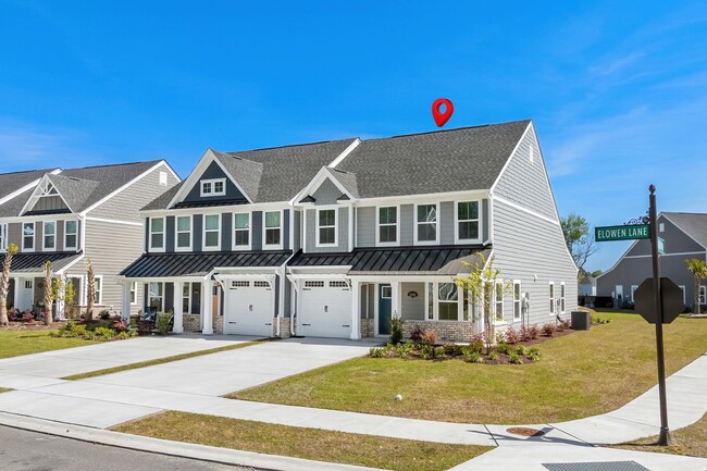 Building Photo - 2600 Elowen Ln