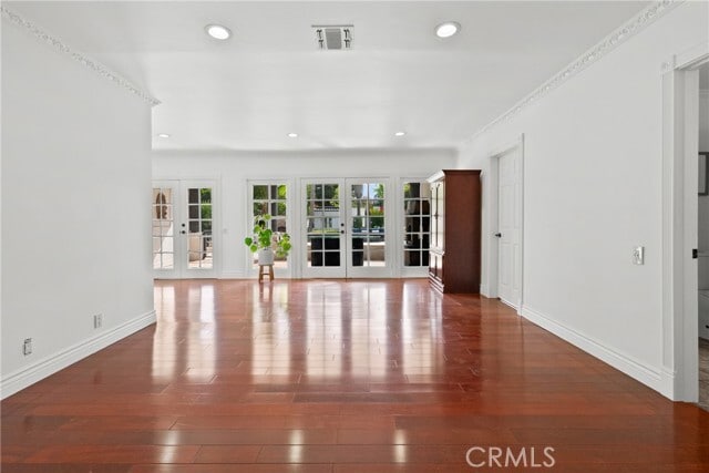 Building Photo - 23036 Burbank Blvd