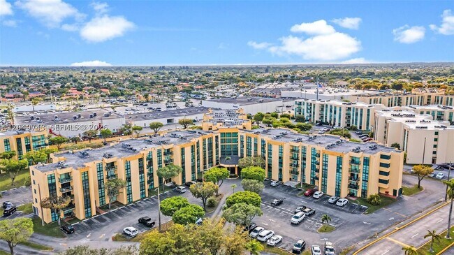 Building Photo - 11800 SW 18th St