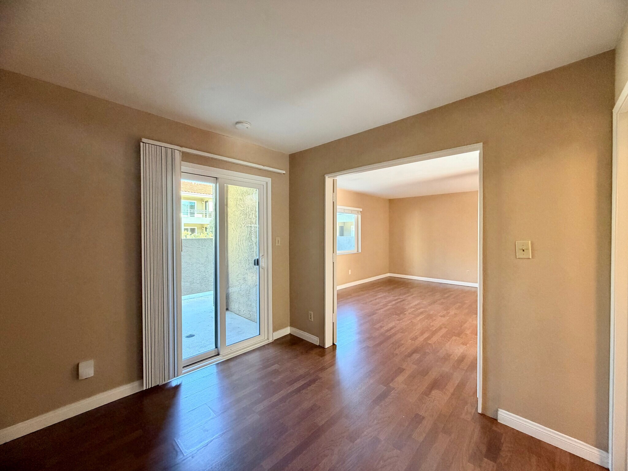 Building Photo - 7545 Charmant Dr