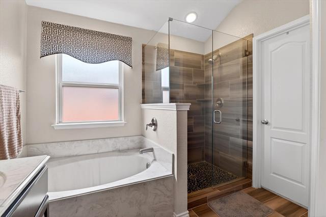 Building Photo - 2129 Megan Creek Dr