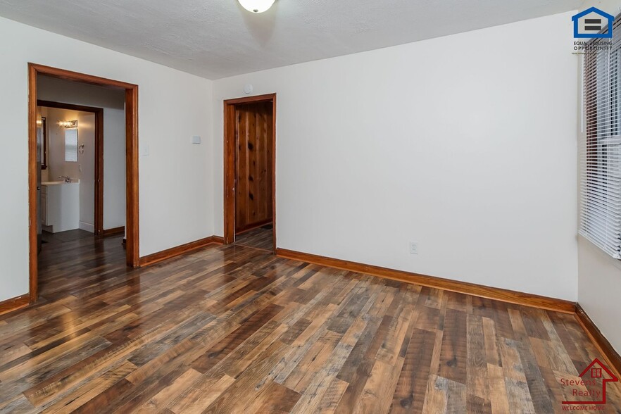 Building Photo - 3600 Selma Ave