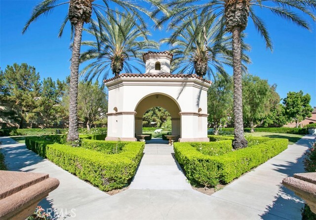 Building Photo - 20 Leucadia