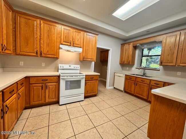 Building Photo - 1467 Rivers Rd