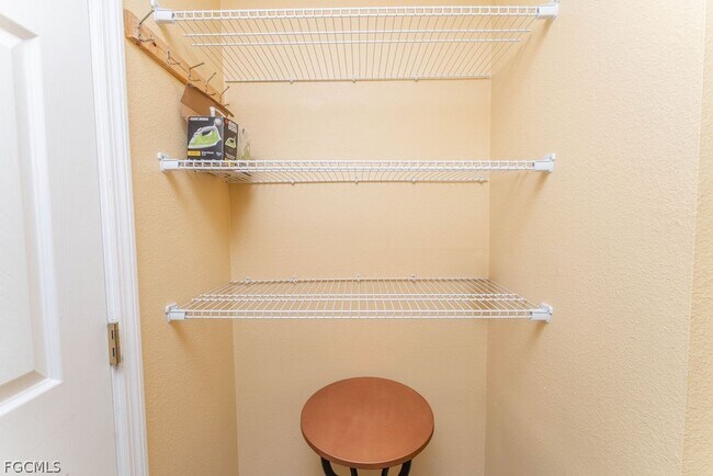 Building Photo - 3344 N Key Dr