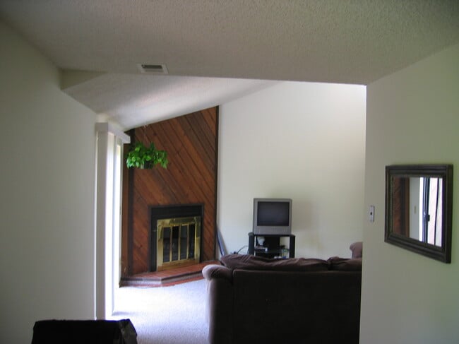 Building Photo - 2859 Shadow Creek Dr