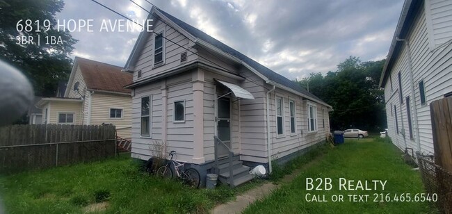 Primary Photo - "Charming 3-Bedroom Oasis: Your Perfect Bl...