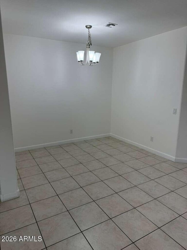 Building Photo - 41326 W Jenna Ln