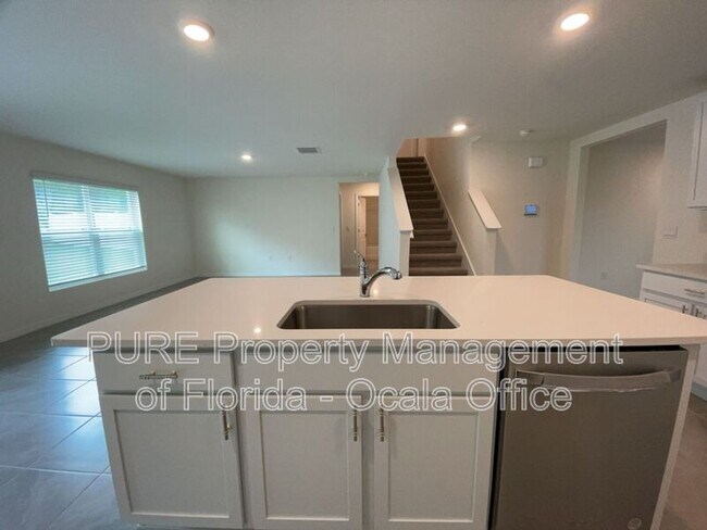 Building Photo - 7084 SW 136th Ln