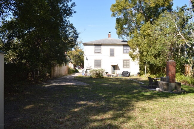 Building Photo - 2834 Downing St