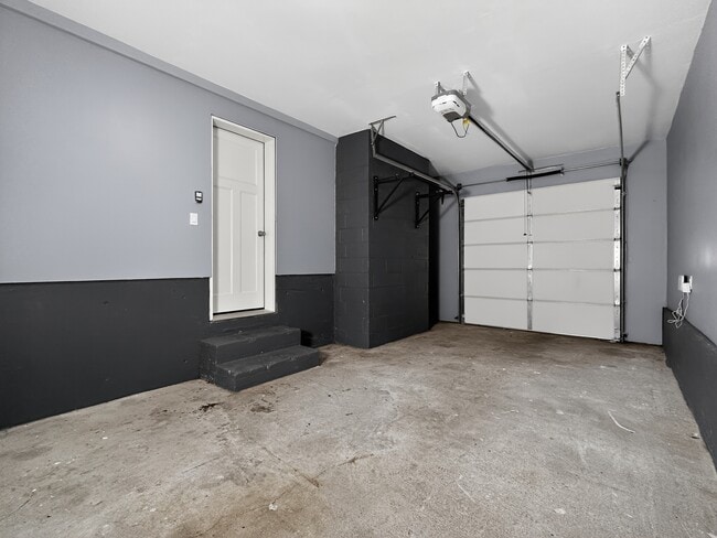 Building Photo - 16218 3rd Ave SE