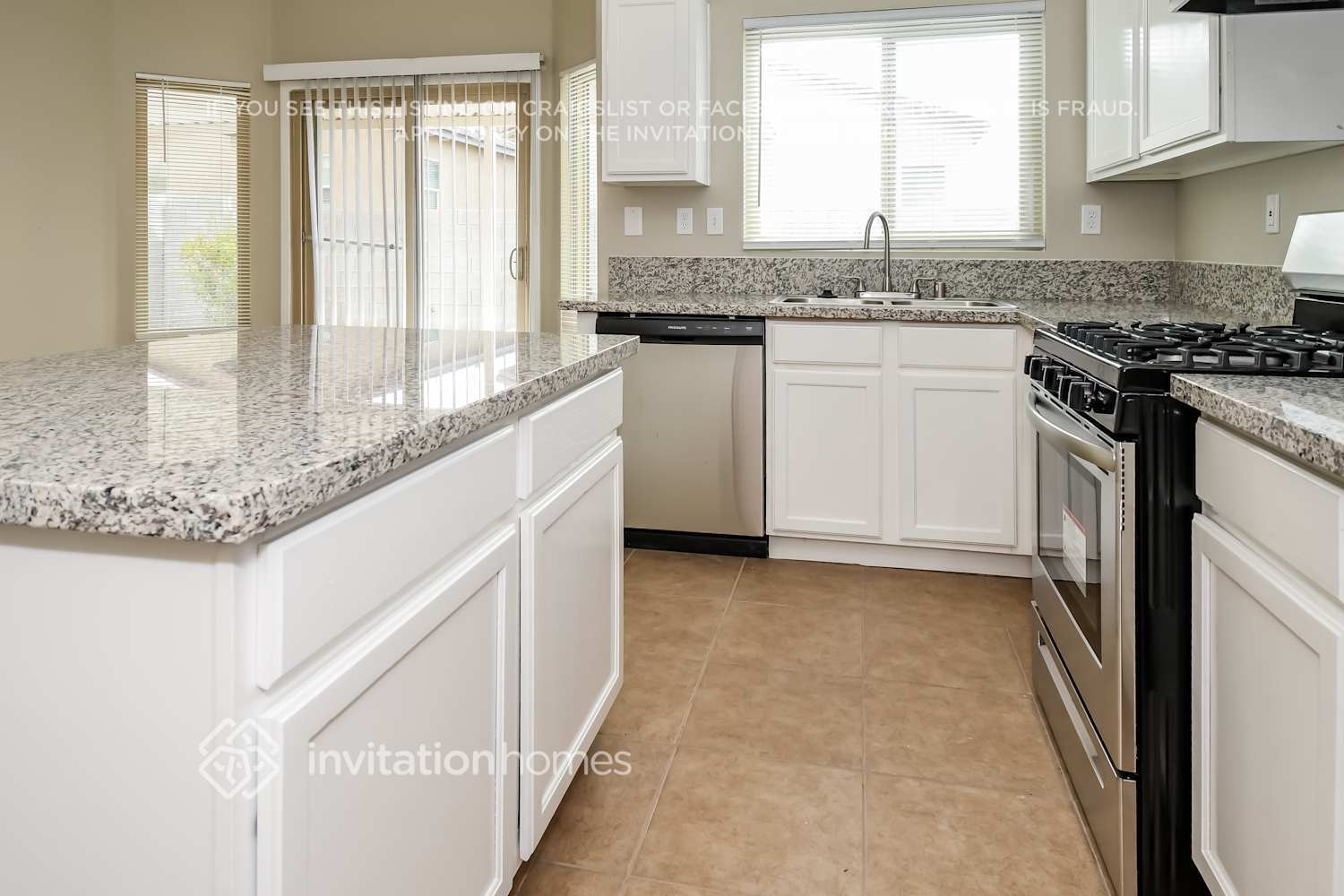 Building Photo - 6557 Shining Sand Ave