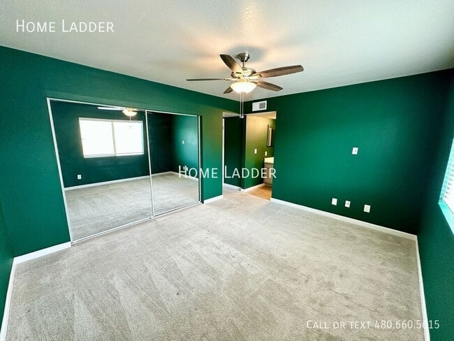 Building Photo - 1256 N 85th Pl