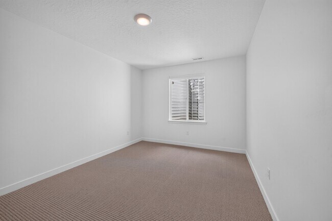 Building Photo - 6288 W Butte County Dr