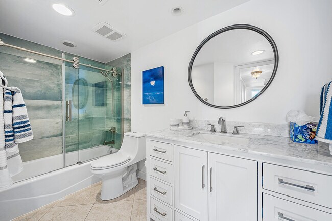Building Photo - 5540 N Ocean Dr