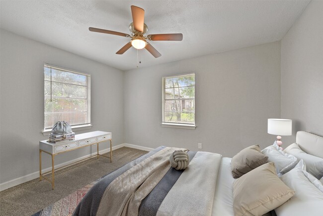 Building Photo - 2803 22nd St