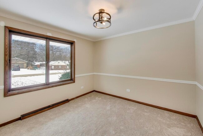 Building Photo - 12111 68th Ct