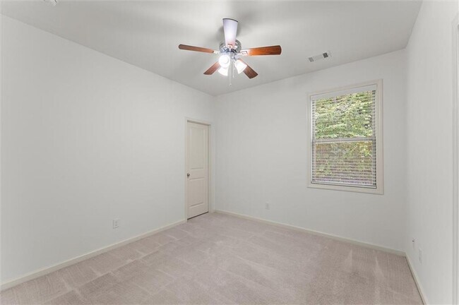 Building Photo - 2770 Prado Ln