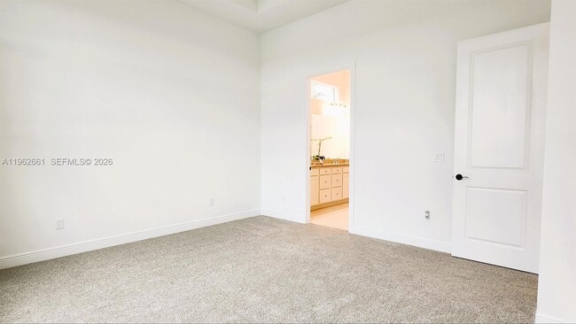 Building Photo - 5243 Rivo Alto Cir