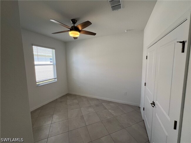 Building Photo - 2320 Dragonfruit Wy