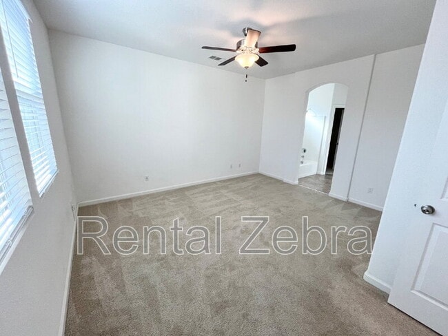 Building Photo - 1487 Bianchi Ln