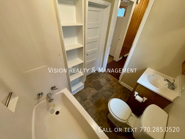 Building Photo - 314 Clifton Terrace