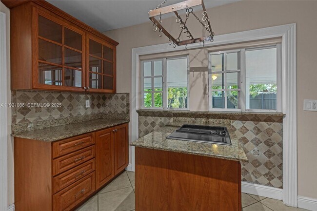 Building Photo - 9400 SW 193rd Dr