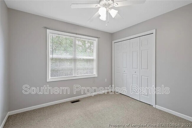 Building Photo - 366 Colonial Hills Dr