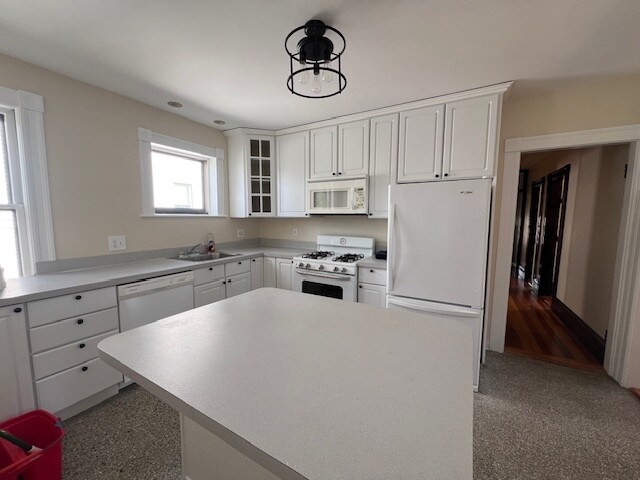 Kitchen - 15 Hull St