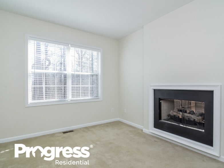 Building Photo - 101 Bensinger Ct