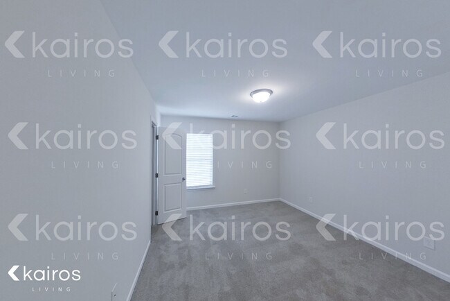 Building Photo - 822 Heather Dr.