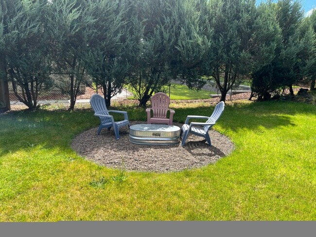 Building Photo - 230 E Harrison St