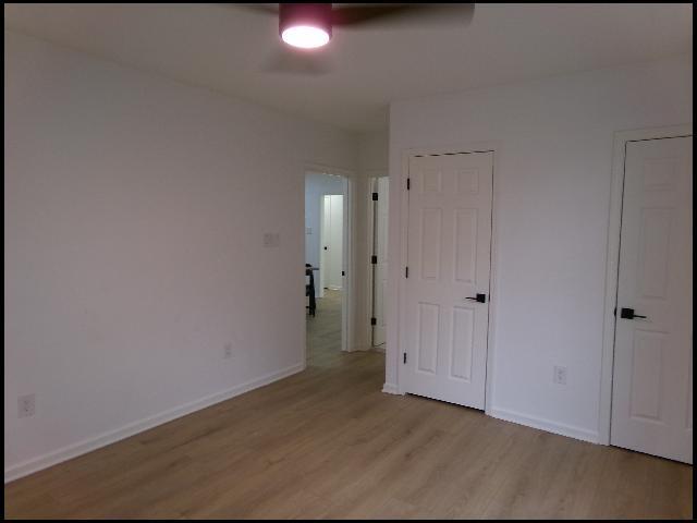 Building Photo - 606 E 21st St