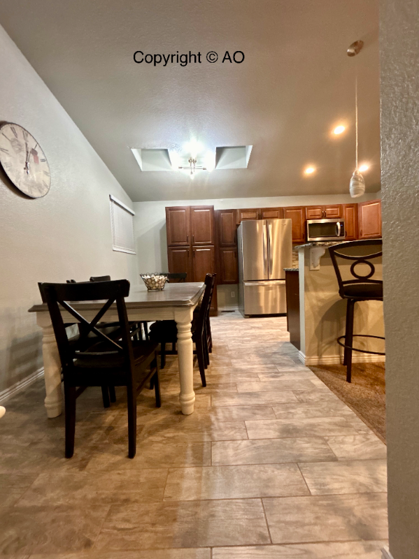 Building Photo - 3108 Moonbeam Cir S