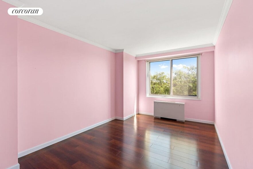 Building Photo - 3333 Henry Hudson Pkwy W