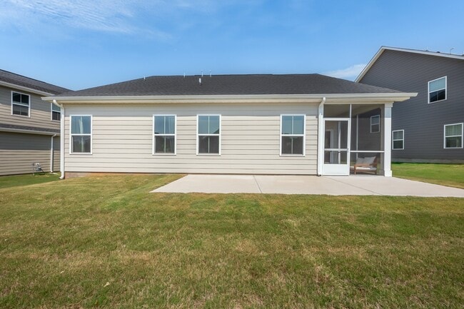Building Photo - 517 Spokane Dr