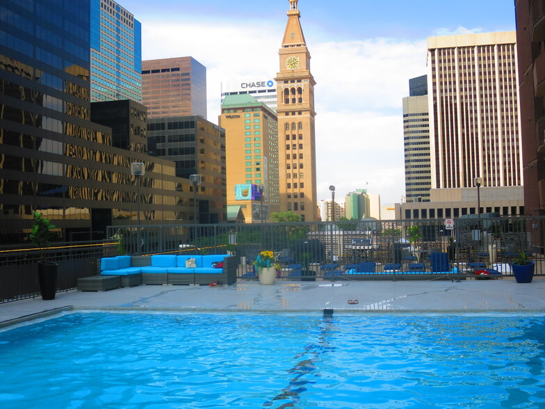 ROOF-TOP SWIMMING POOL - 1020 15th St