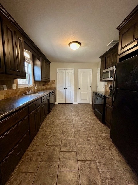 Building Photo - 1475 San Bernardino Way