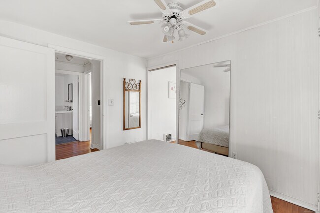 Building Photo - 124 Stiles St