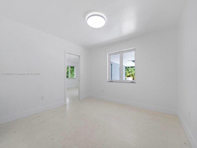 Building Photo - 17721 SW 84th Ct