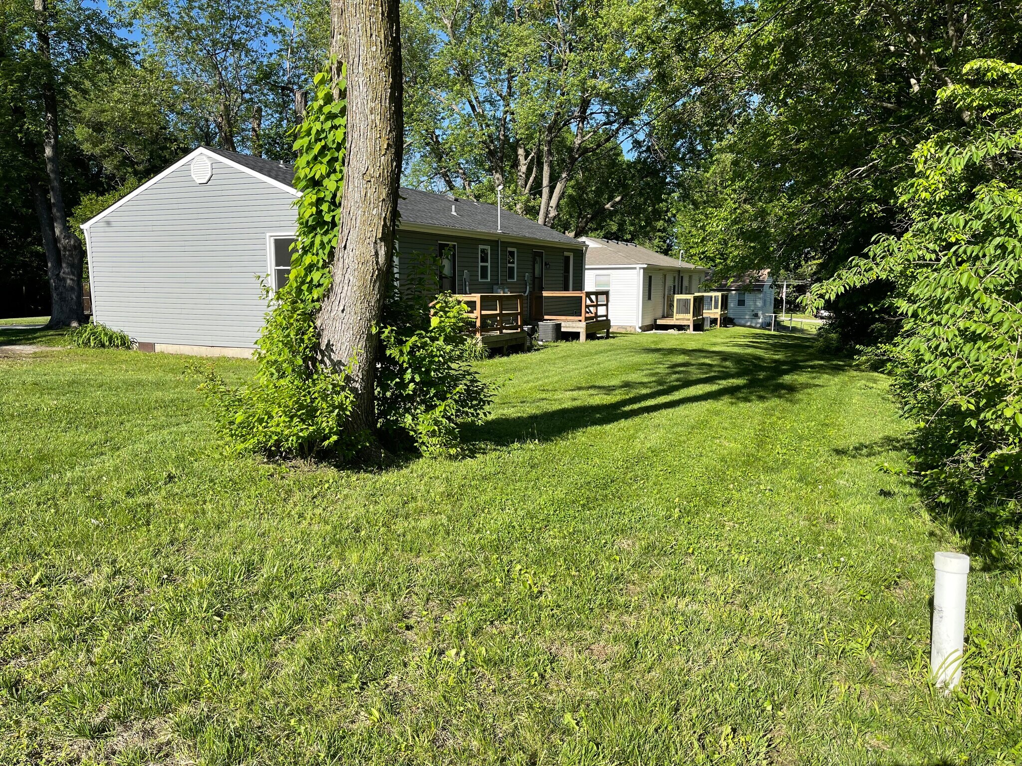 Building Photo - 6049 N Brighton Ave