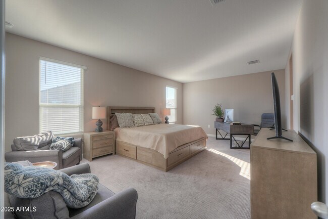 Building Photo - 44583 W Palo Olmo Rd